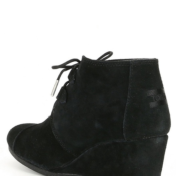 TOMS Black Suede Wedges SIZE 7 - Picture 2 of 6